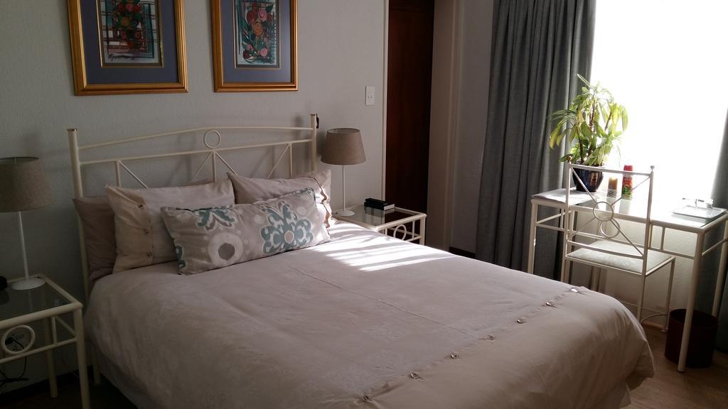 Old Oak Guest House Bellville Εξωτερικό φωτογραφία
