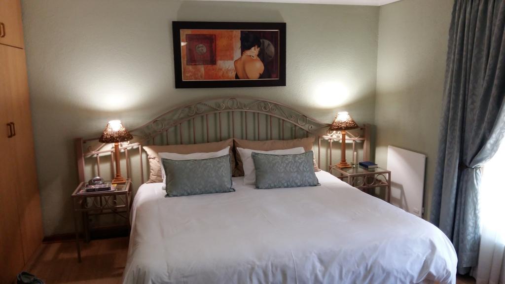 Old Oak Guest House Bellville Εξωτερικό φωτογραφία