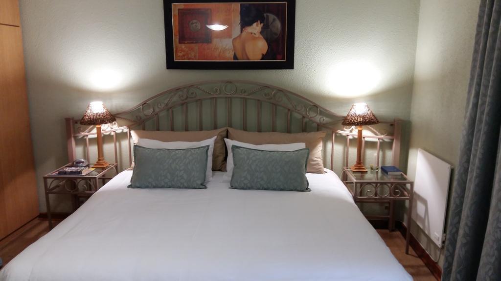 Old Oak Guest House Bellville Εξωτερικό φωτογραφία